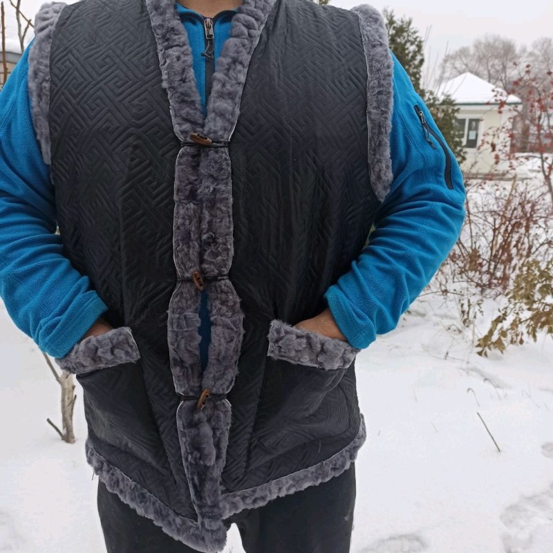 Овчинная безрукавка для мужчины
