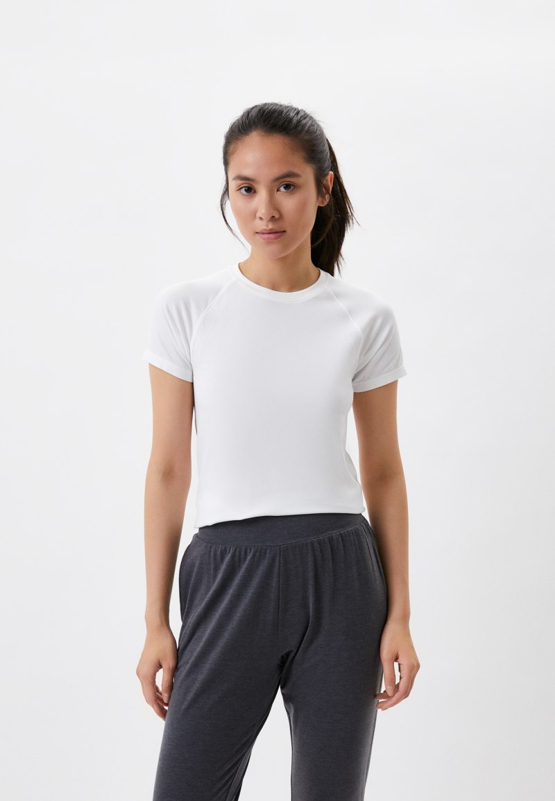 Uniqlo 241-424842 (02-03)