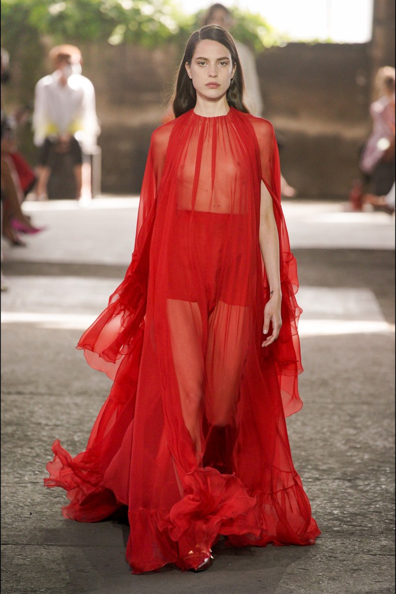 Valentino 2021 Весна лето