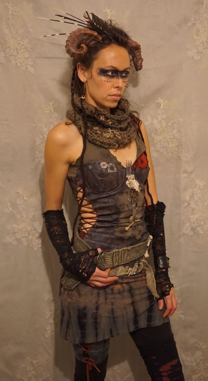 Екатерина Apocalypse Costume