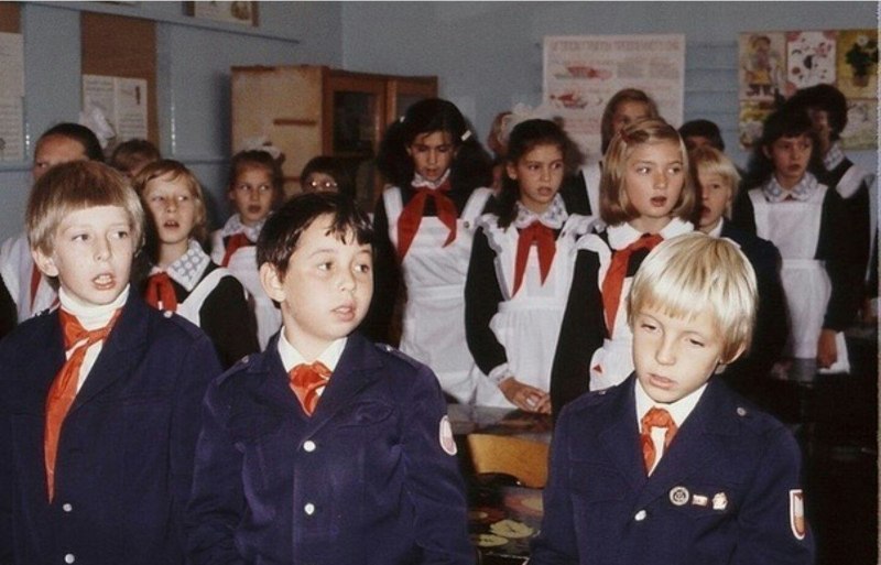 Школьная форма СССР 80-Е годы