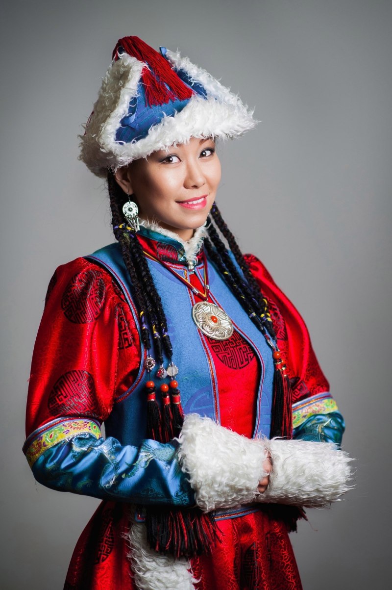 Монгольская певица Tatar