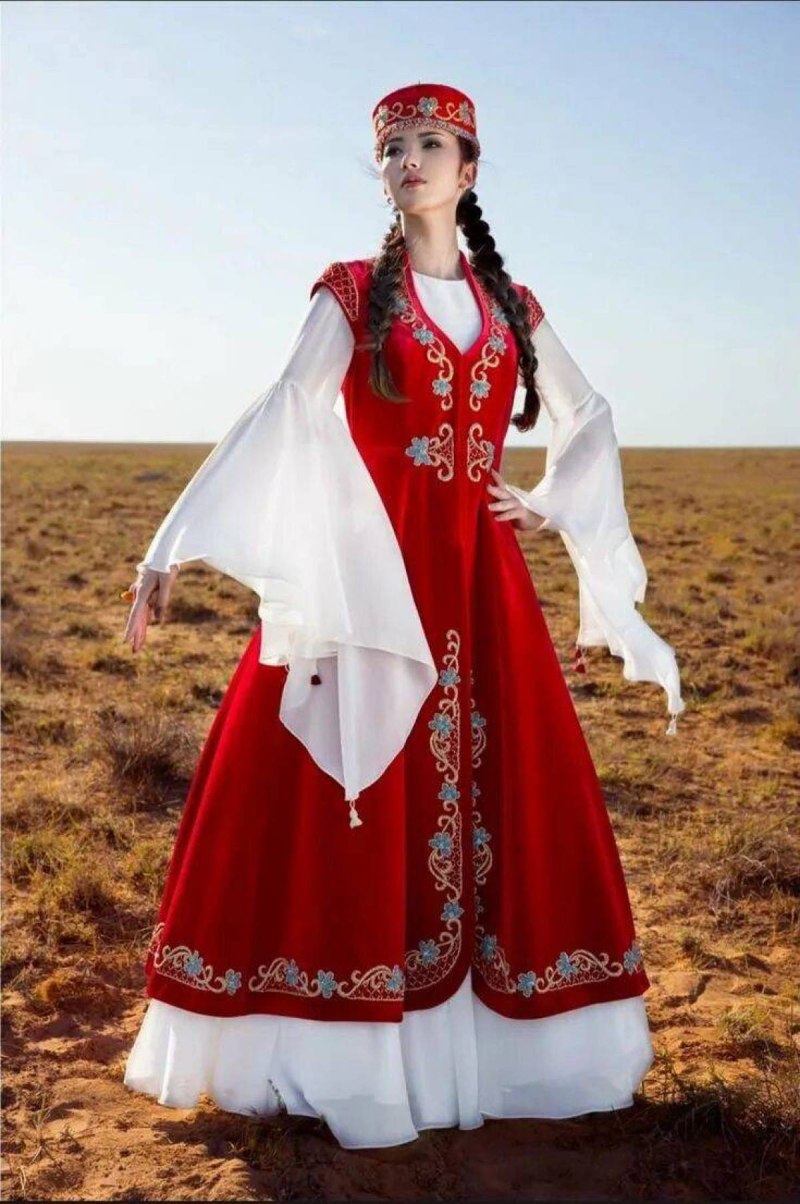 Традиционный казахский костюм