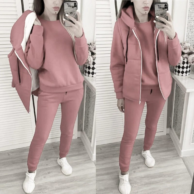 Спортивный костюм женский теплый