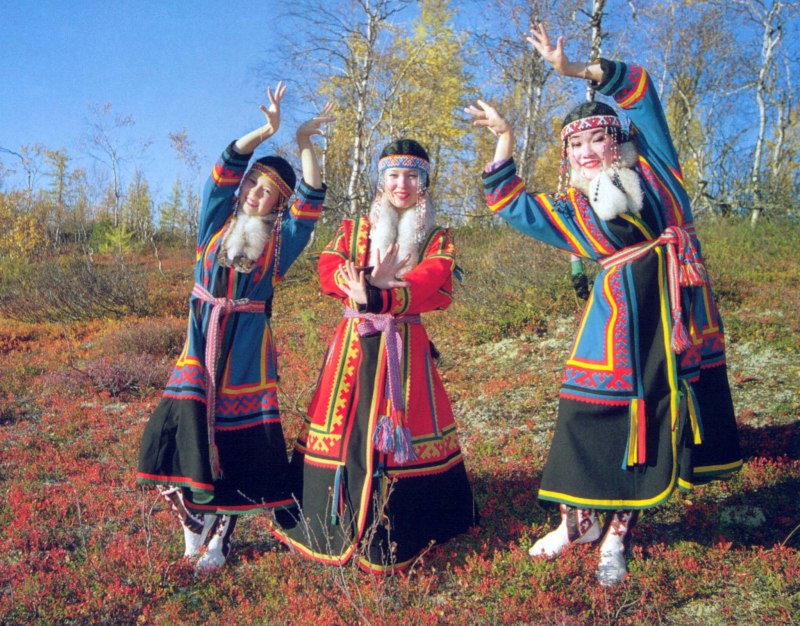 Национальные костюмы ненцев народов севера России