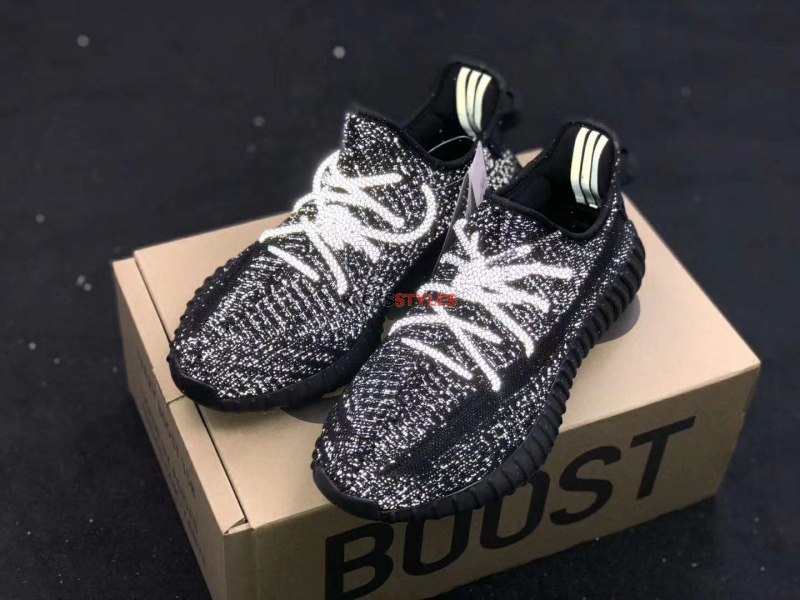 Adidas Yeezy 350 v2