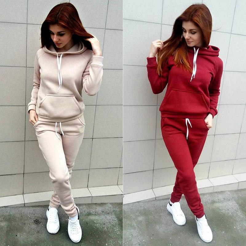 Спортивный костюм женский теплый