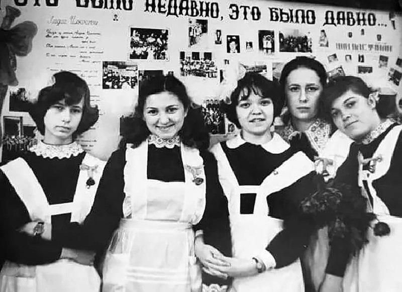 Советские школьники выпускники