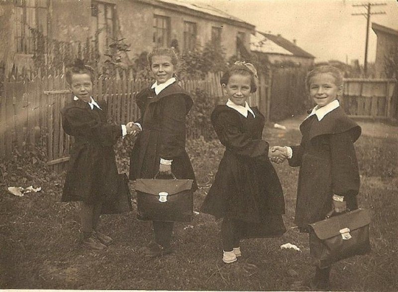 Школьная форма СССР 1950-Е