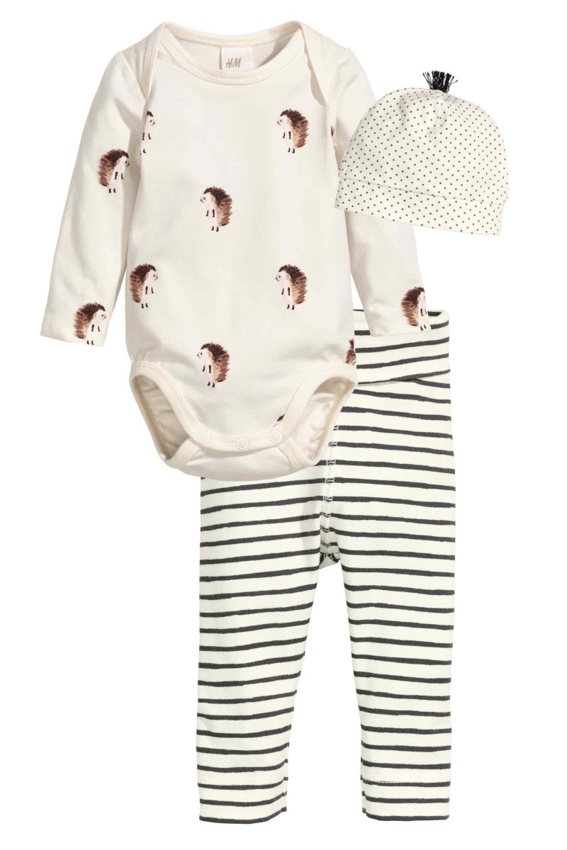Комплект h&m для новорожденных