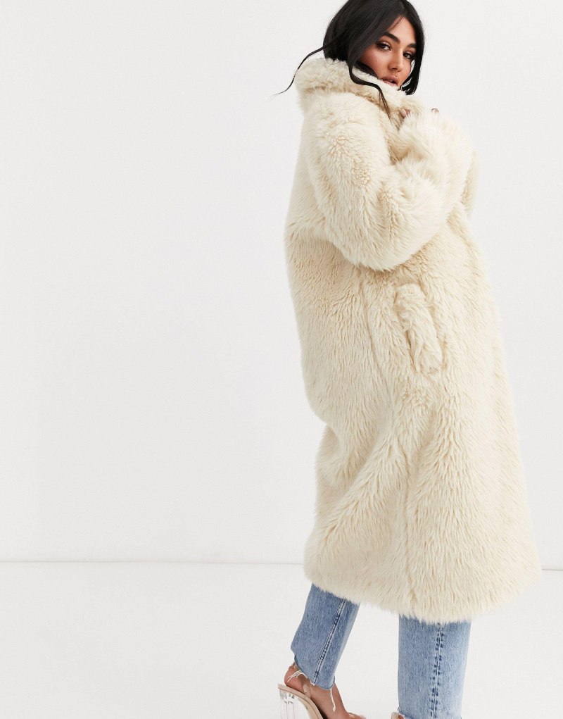 Шуба Unreal fur Coat белая