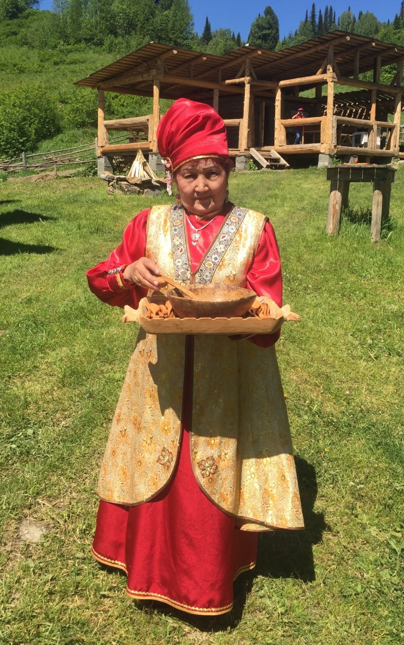 Шорцы национальный костюм