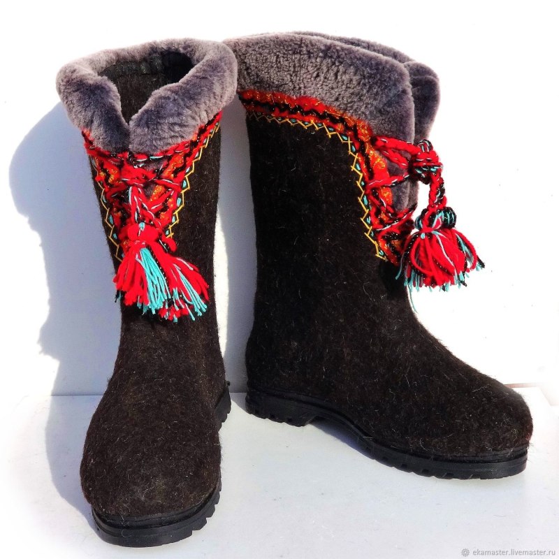 Лапти сапоги валенки
