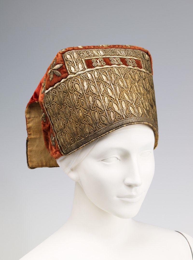 Повойник, Кичка, кокошник
