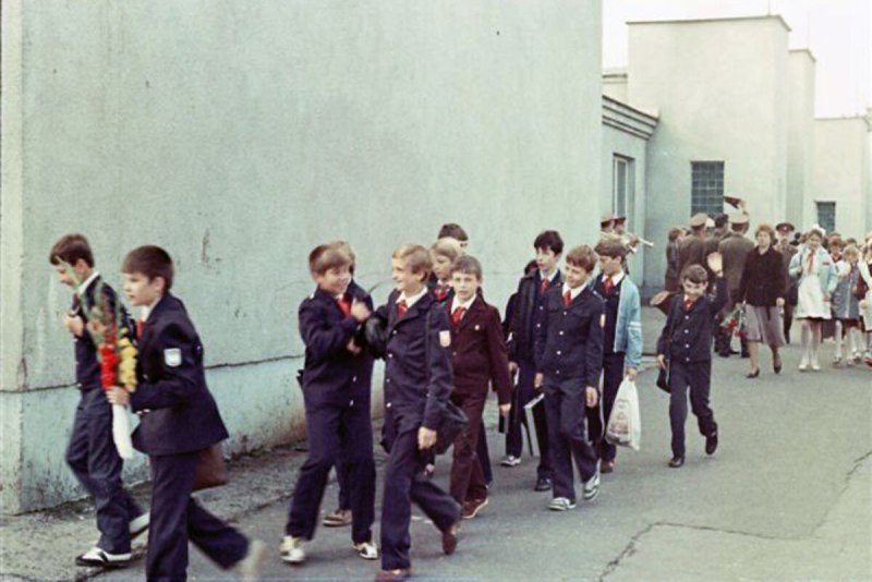 Школьная форма в 80-е годы