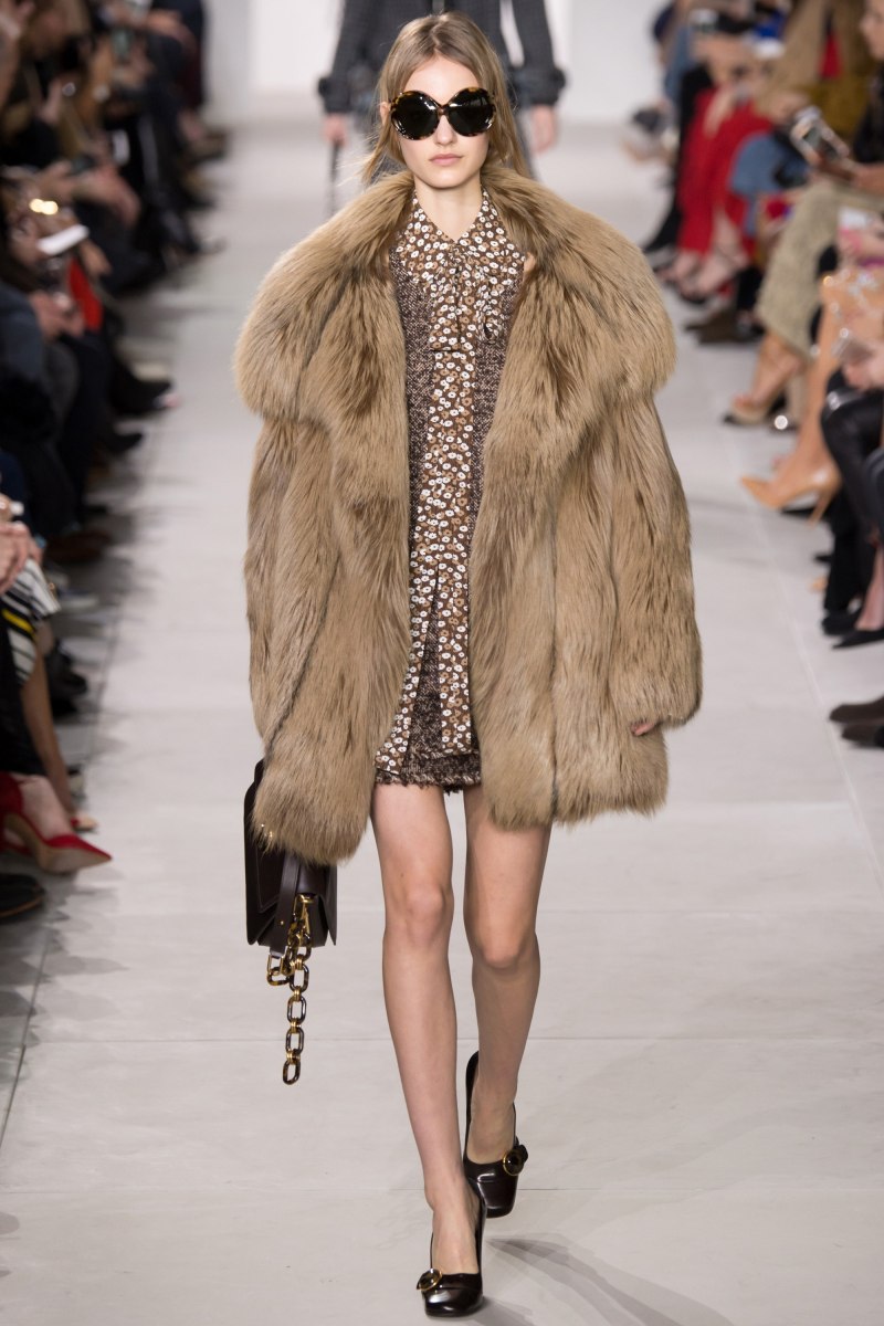 Шуба яркая Michael Kors