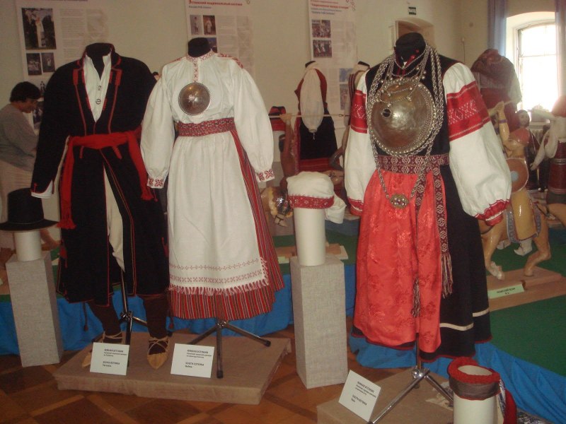 Национальные Наряды Эстонии