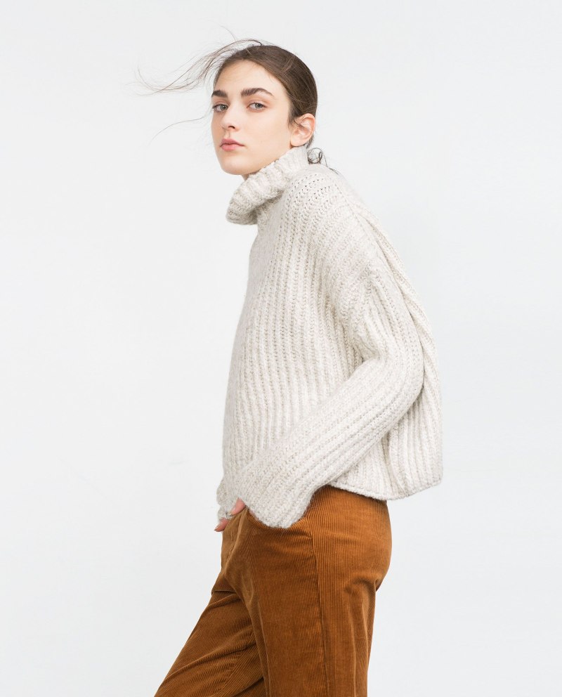 Свитер белый Zara