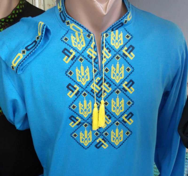 Вышитая рубашка