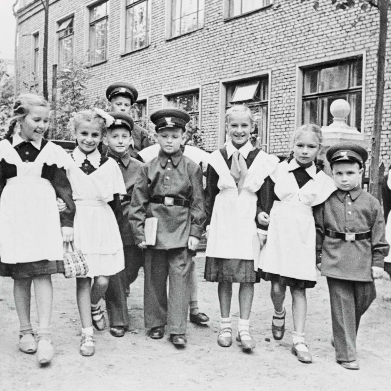 Школьная форма СССР 1950-Е