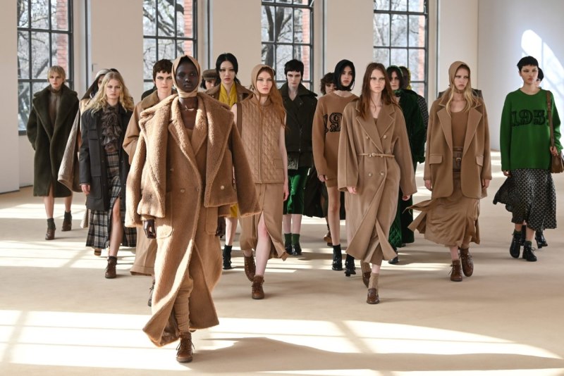 Max Mara 2022 осень зима