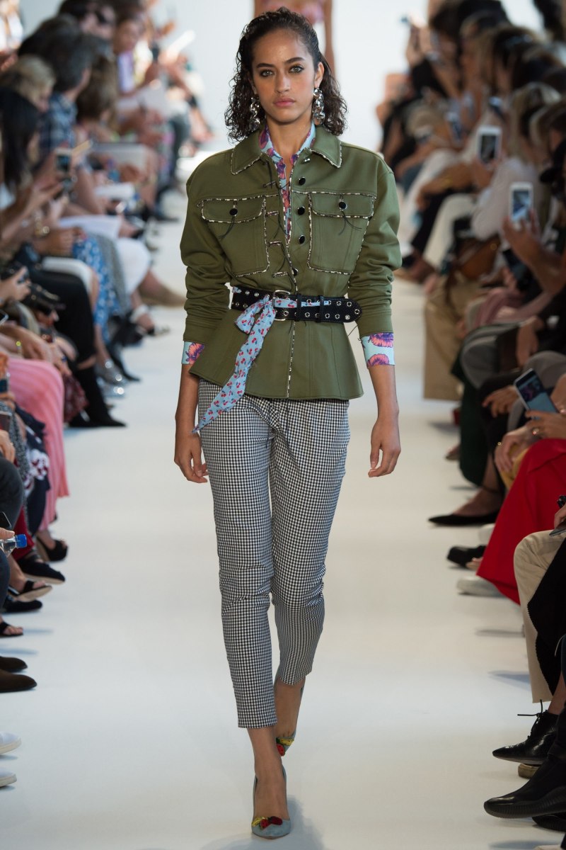 Altuzarra подиум