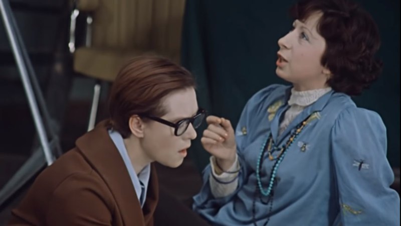 Служебный Роман фильм 1977 Верочка