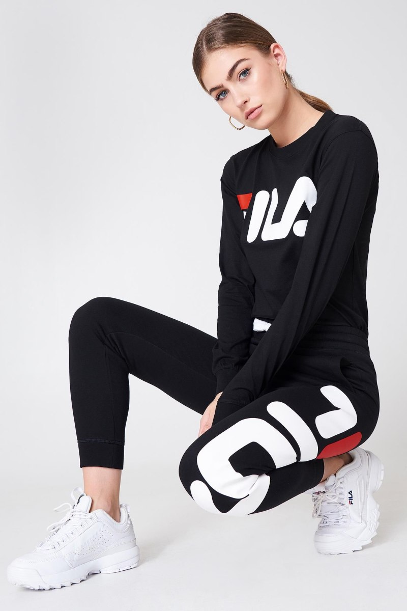 Кроссовки Fila спортивные