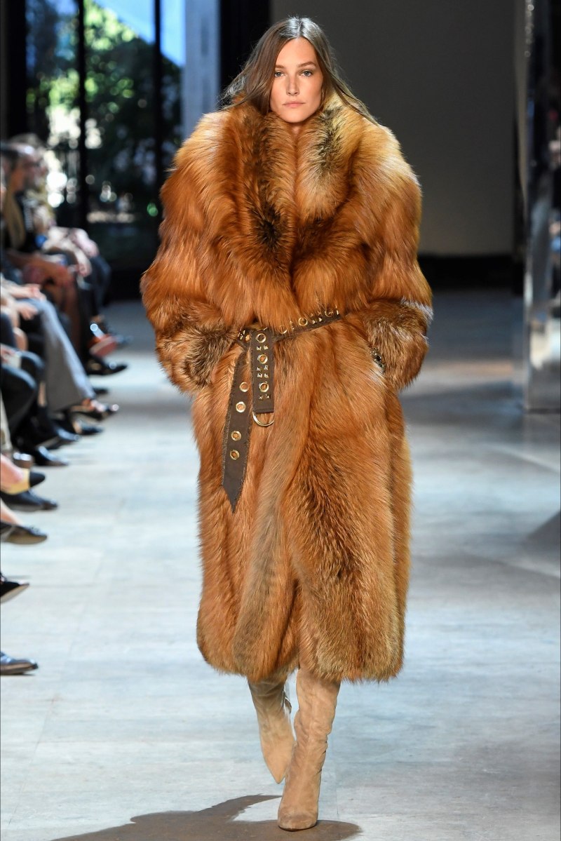 Шубы 2022 Vogue