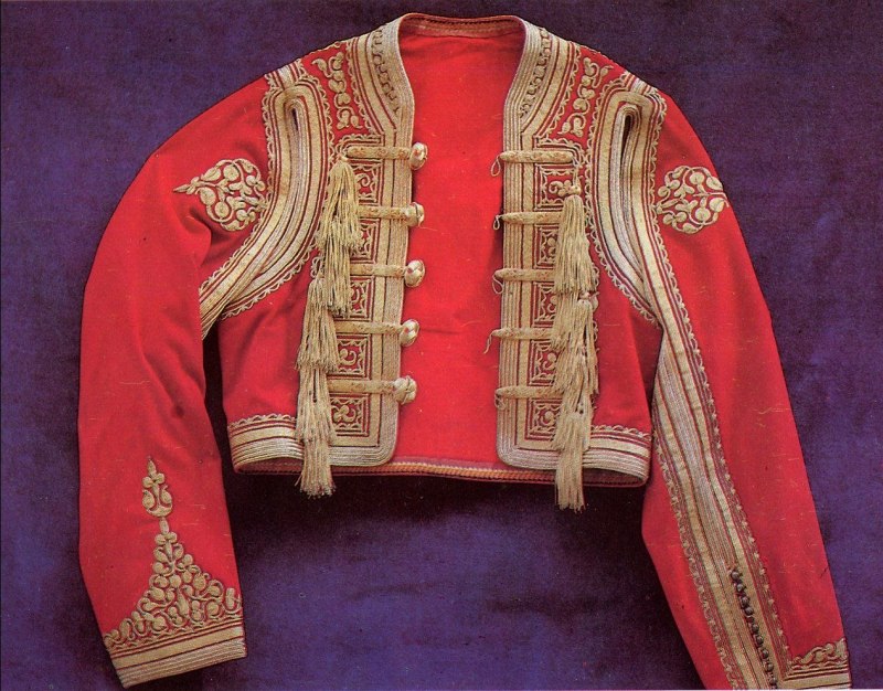 Черногорский народный костюм