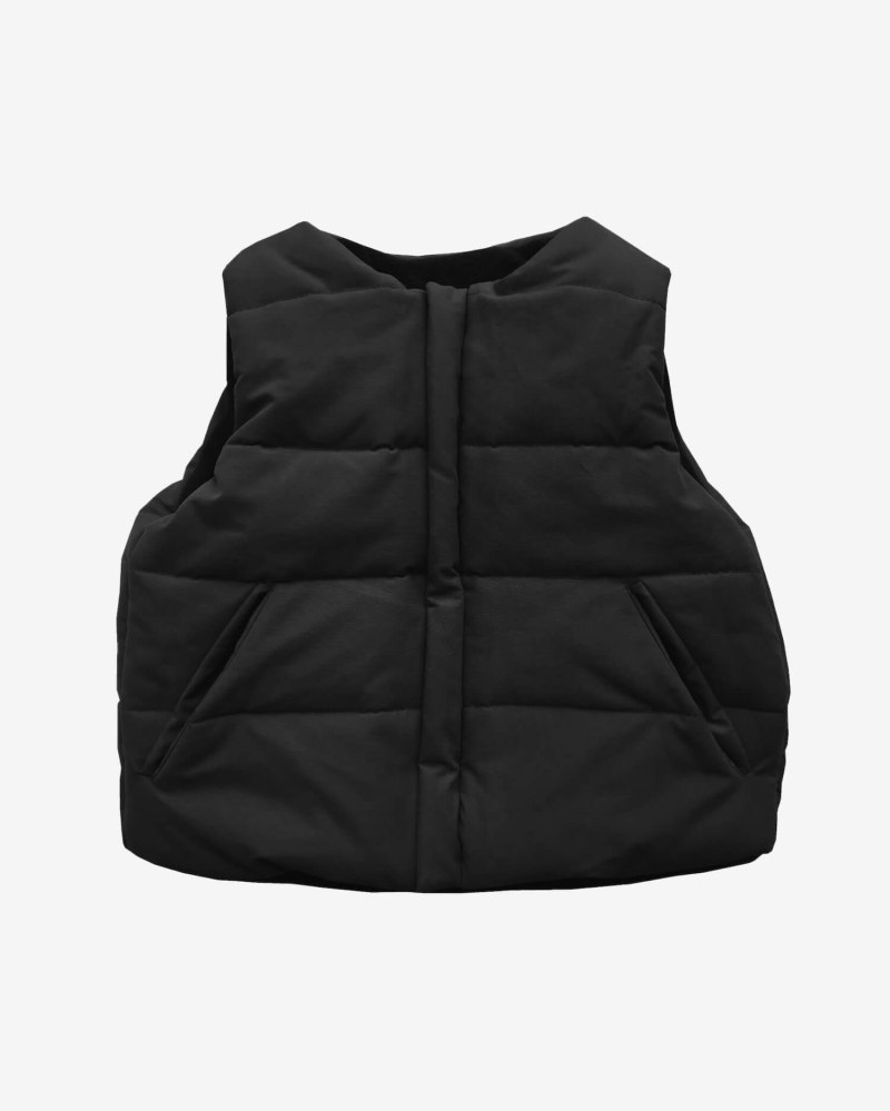 Чёрная безрукавка детская