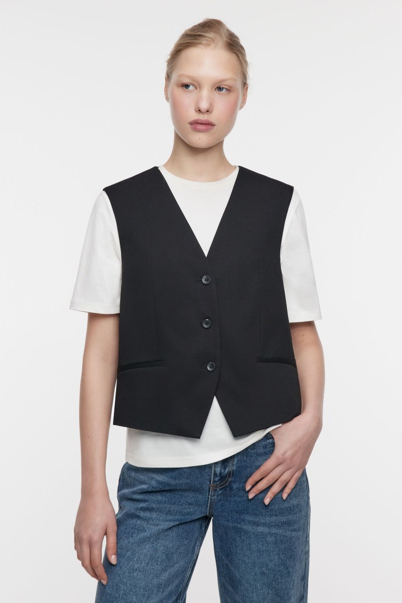 Кожаная жилетка Бифри