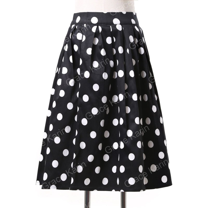 Черная юбка в горошек