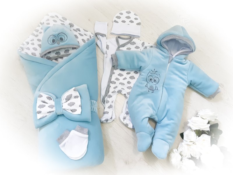 Комплект одежды на выписку для новорожденных