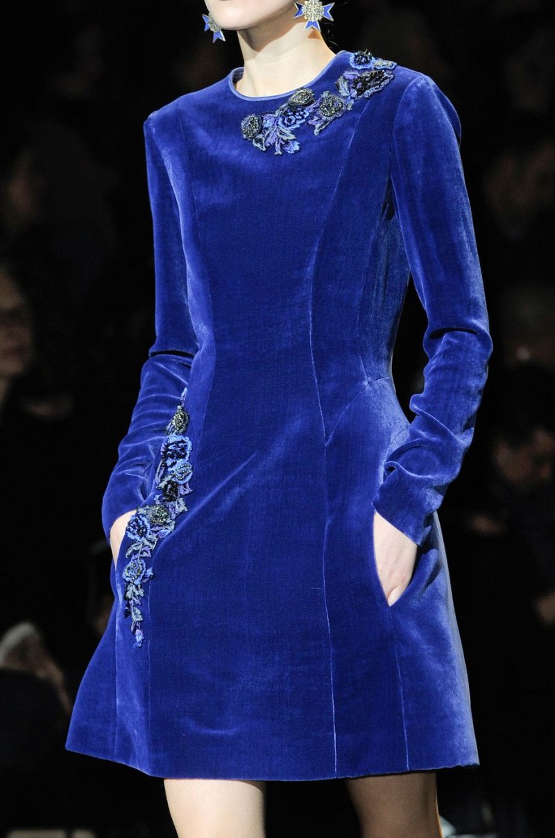 Альберта Ферретти бархатное пальто