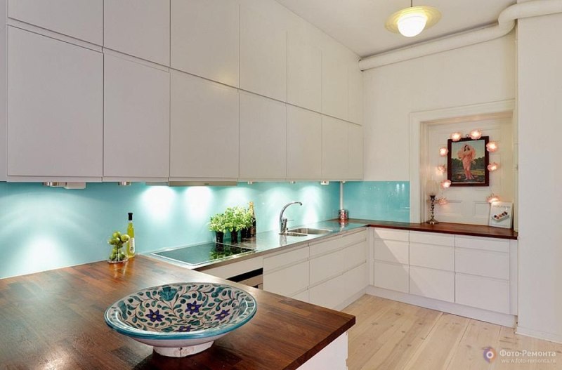 Бирюзовый фартук для кухни