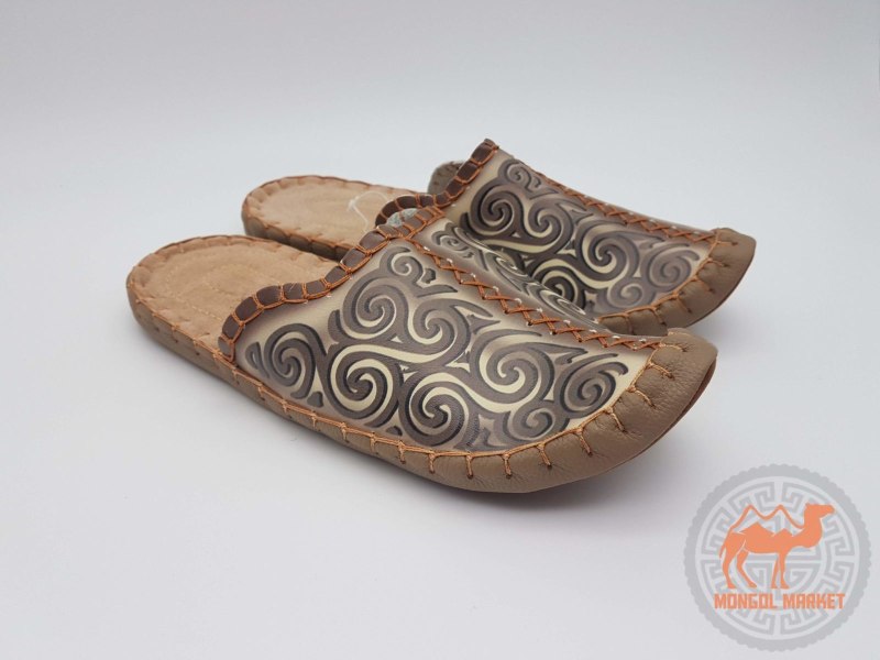 Валберис монгольские кожаные тапочки