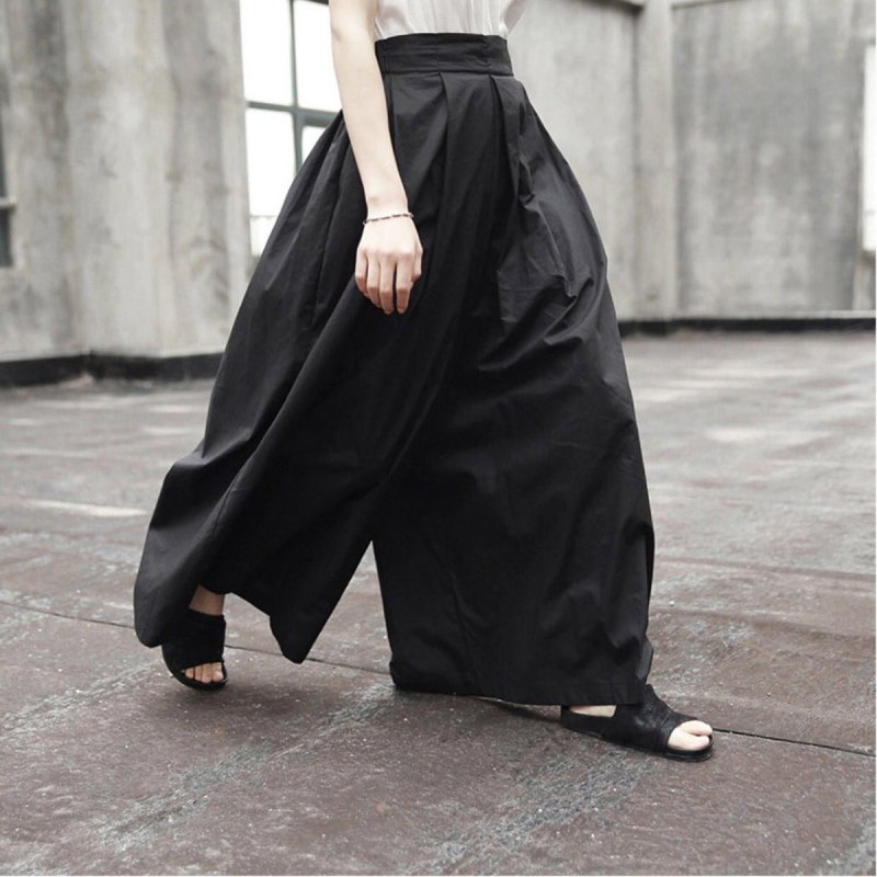 Широкие штаны женские