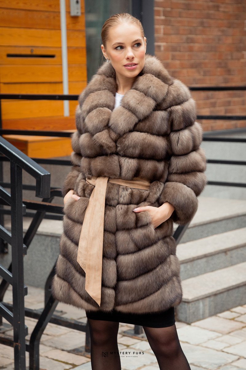 Шуба из соболя короткая