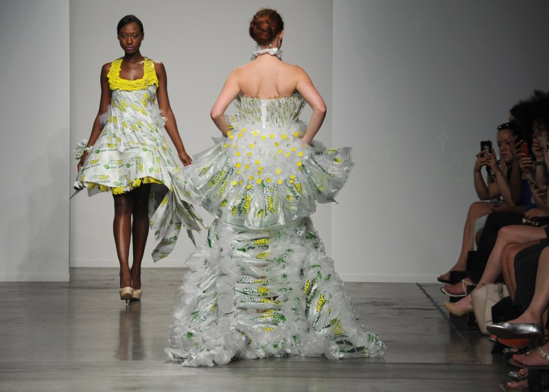 Платье из нетрадиционных материалов