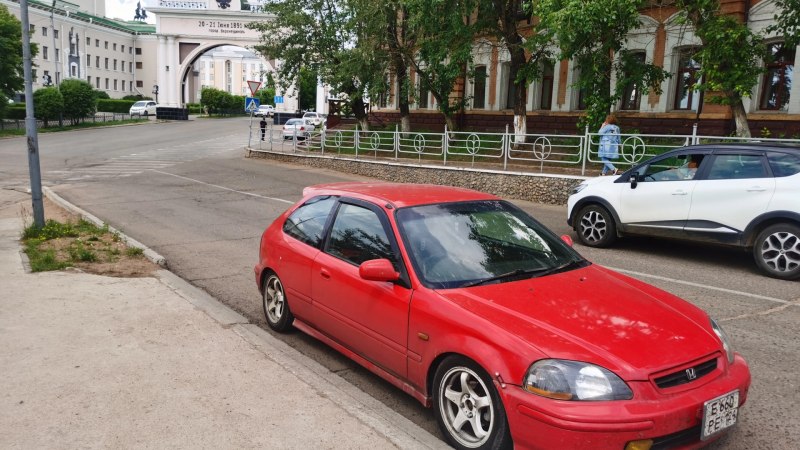 Какие моторы шли на автомобиль Honda Civic кепка