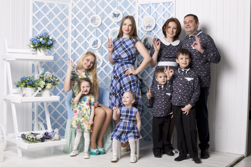 Одежда для фотосессии для всей семьи