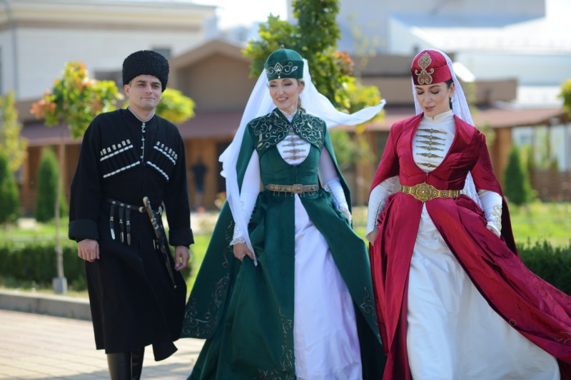 Адыгский костюм