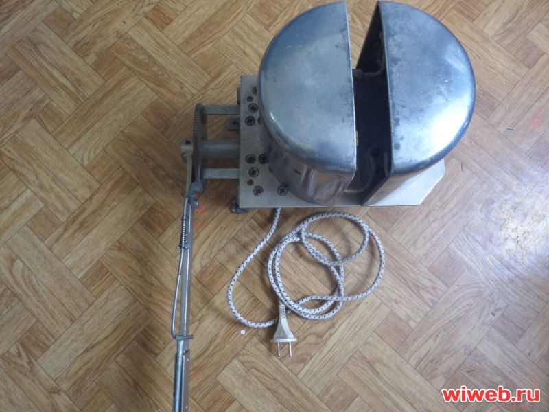 Утюг для головных уборов