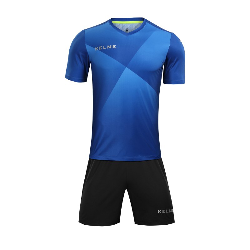 KELME футбольная форма