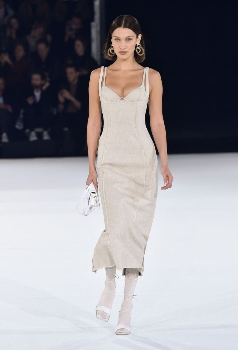 Джиджи Хадид Jacquemus