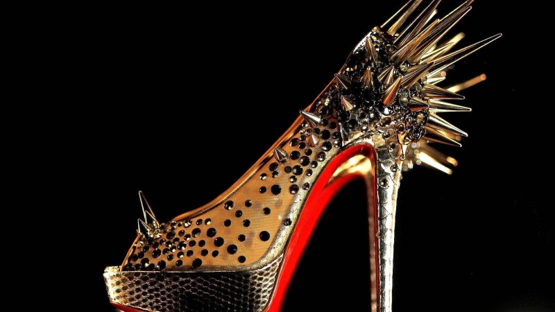 Christian louboutin туфли стразами