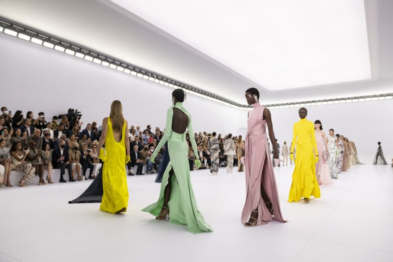 Fendi показ 2022