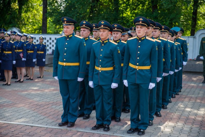 Парадная форма лейтенанта вс РФ