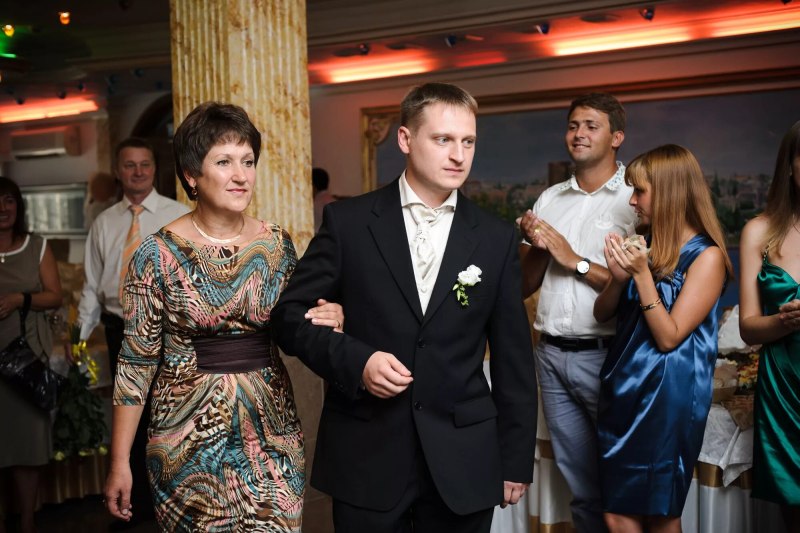 Родители на свадьбе одежда
